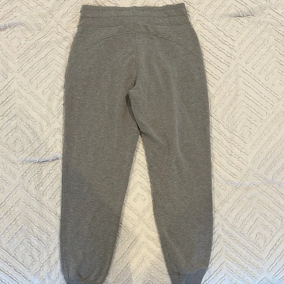 Athleta Grey Drawstring Waistband Balance Jogger - Picture 7 of 9